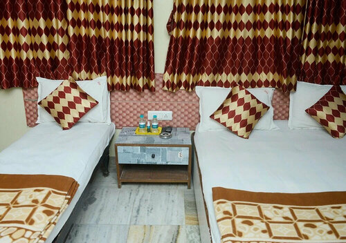 Гостиница Srk Hotel в Мумбаи