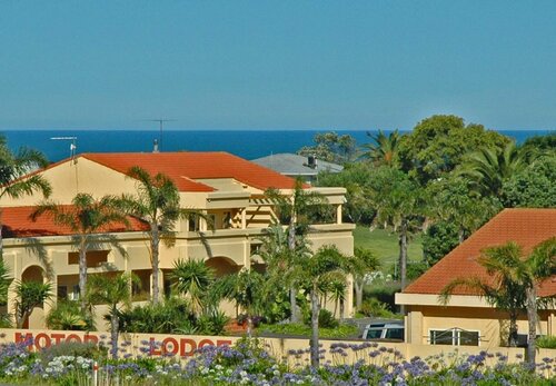 Гостиница Ocean Beach Motor Lodge в Гисборне