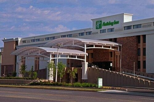 Гостиница Clarion Hotel & Suites Conference Center Memphis Airport в Мемфисе