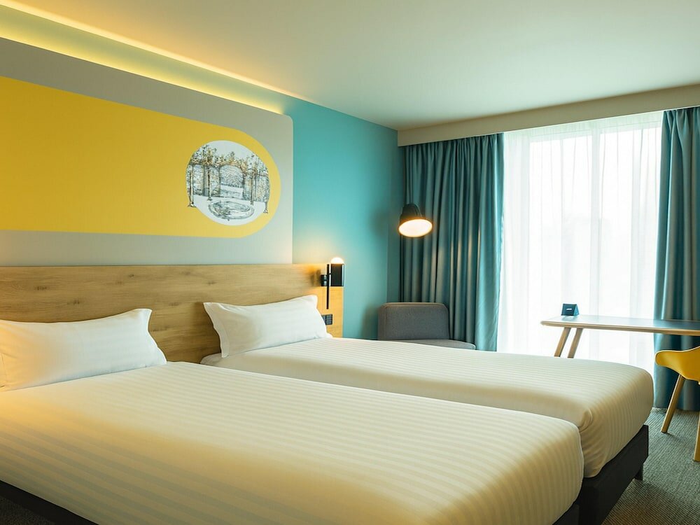 Фото отеля 2