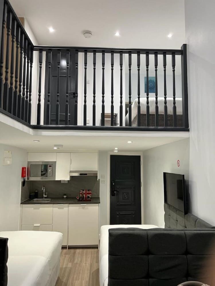 Фото Hyde Park Suites