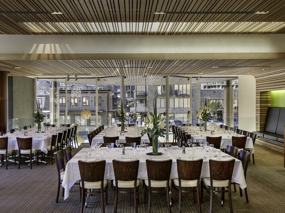 Фото Novotel Queenstown Lakeside