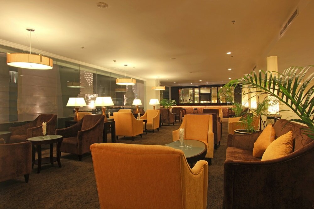 Фото Harmoni One Convention Hotel & Service Apartments