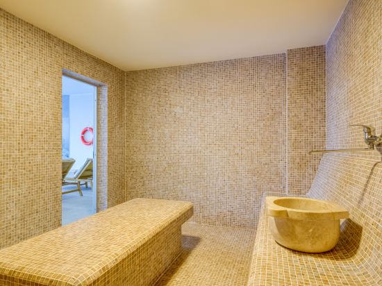 Фото Greenwood Hotel 