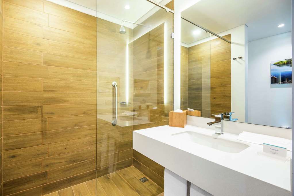 Фото Hilton Garden Inn Santa Marta