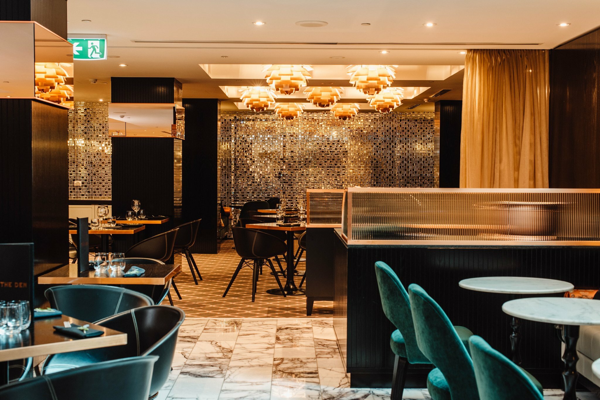 Фото Mayfair Hotel