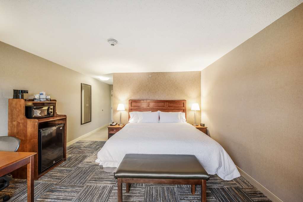 Фото Hampton Inn Greenfield