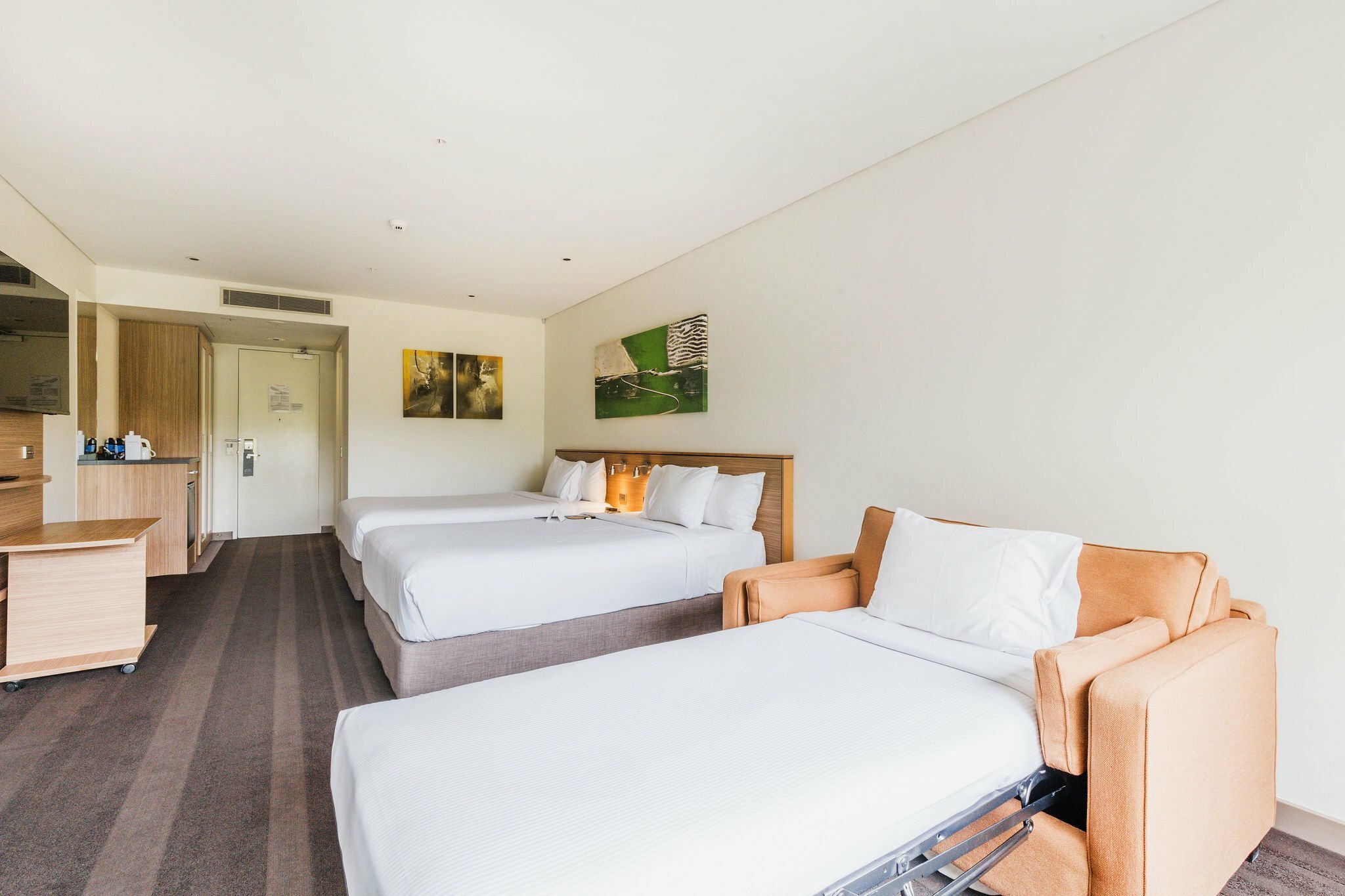 Фото Crowne Plaza Canberra