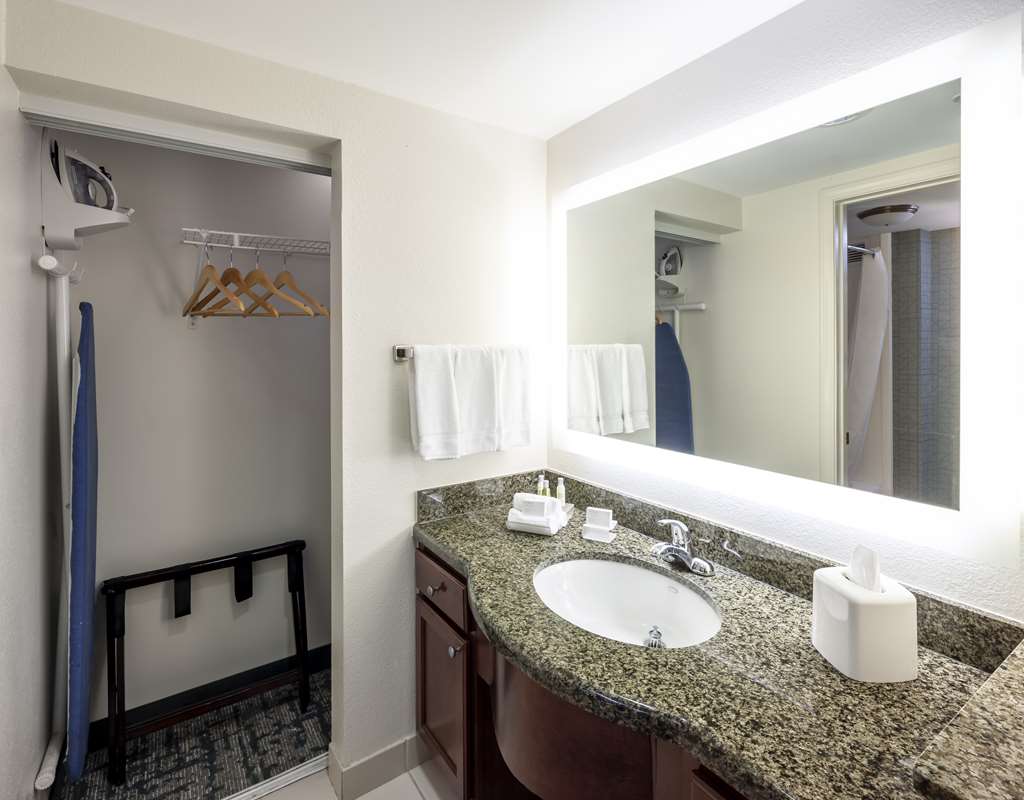 Фото Homewood Suites by Hilton Jacksonville-South/St. Johns Ctr