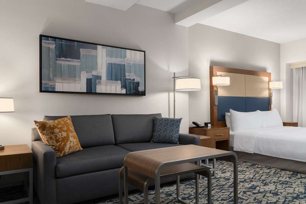 Фото Homewood Suites by Hilton Boston Brookline-Longwood Medical