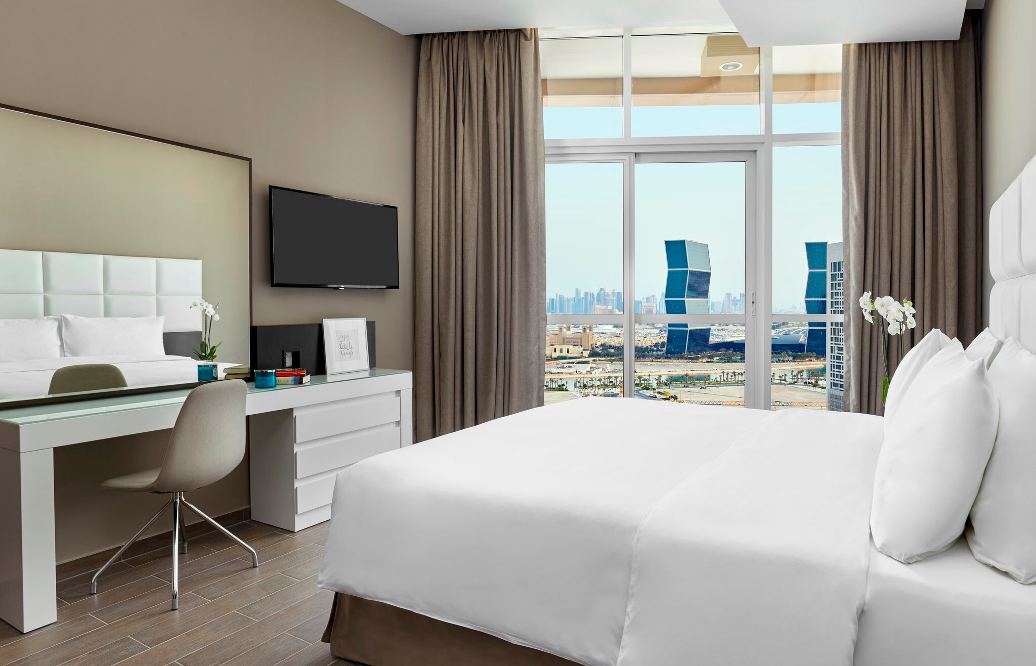 Фото Staybridge Suites - Doha Lusail, an IHG Hotel