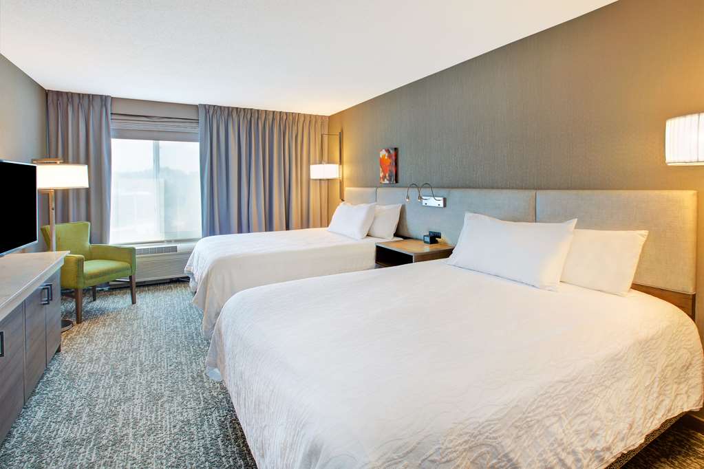 Фото Hilton Garden Inn Chesterton