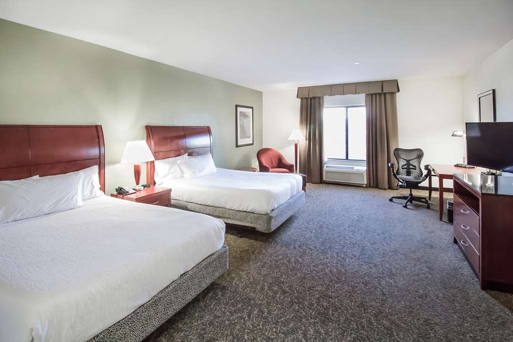 Фото Hilton Garden Inn Phoenix/Avondale