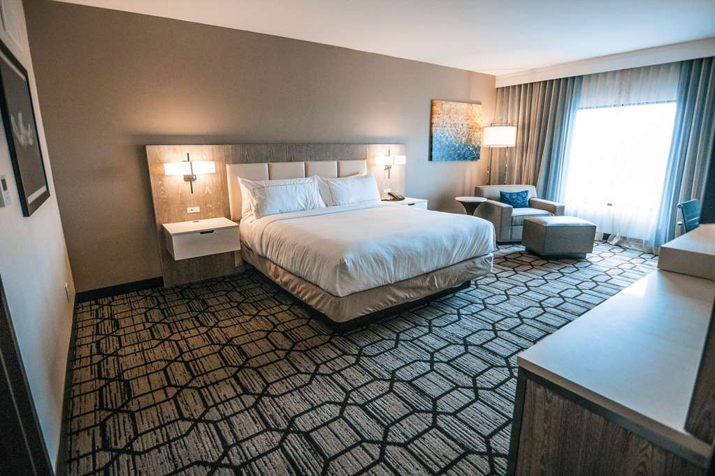Фото DoubleTree by Hilton Lubbock University Area