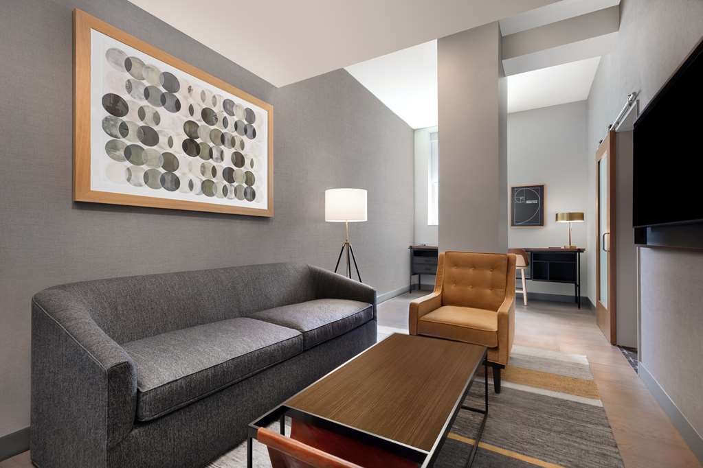 Фото The Slate Denver, Tapestry Collection by Hilton