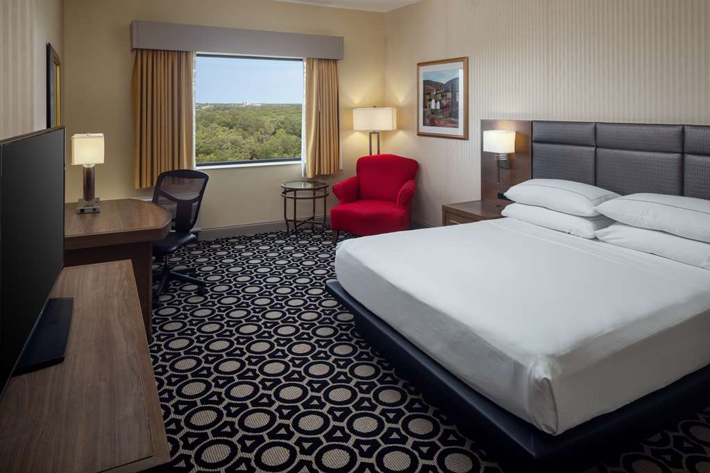 Фото Hilton Chicago/Northbrook