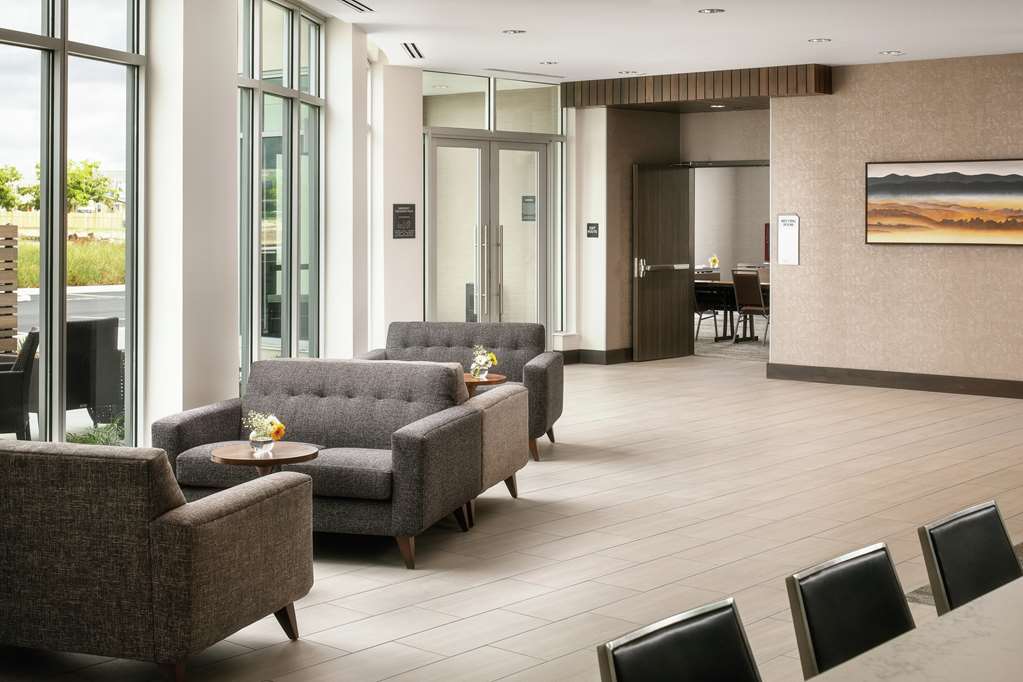 Фото Hilton Garden Inn Sacramento Airport Natomas