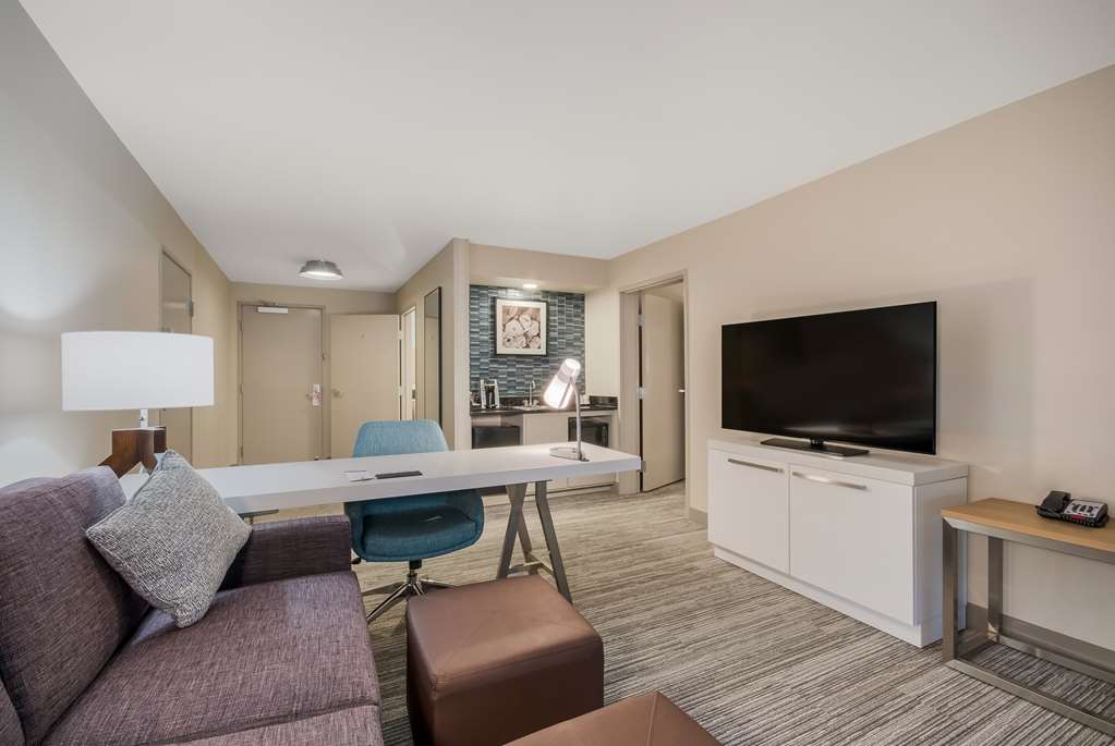 Фото Hilton Garden Inn Oklahoma City Midtown