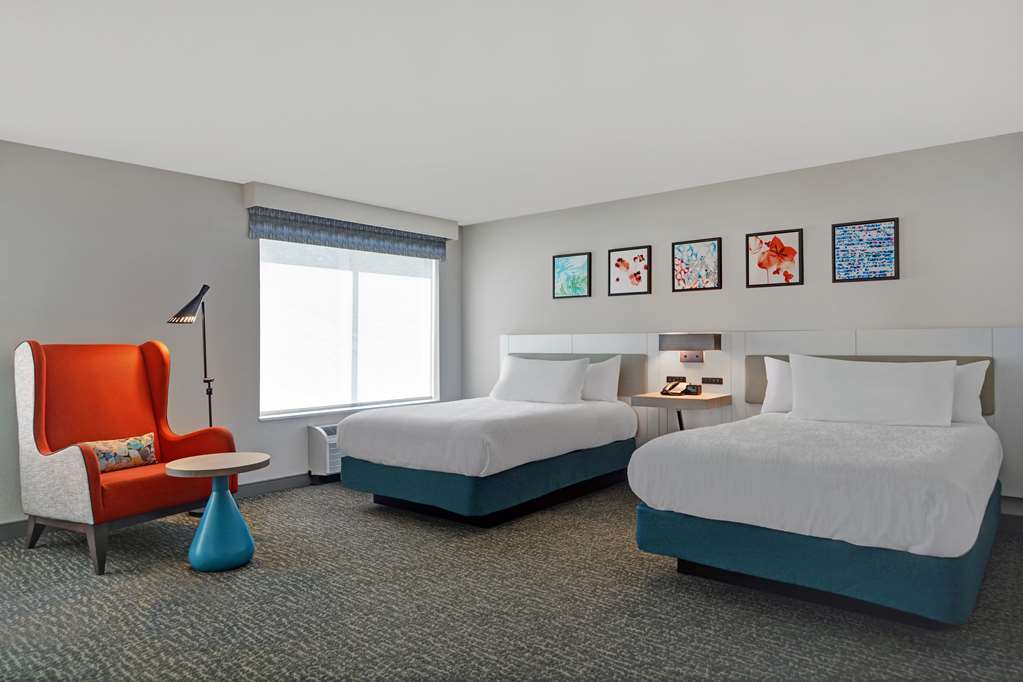 Фото Hilton Garden Inn Jacksonville Jtb/deerwood Park