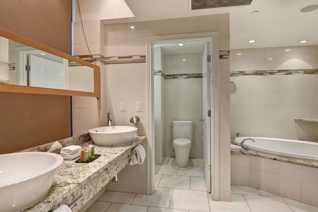 Фото The Cincinnatian Hotel Curio Collection by Hilton