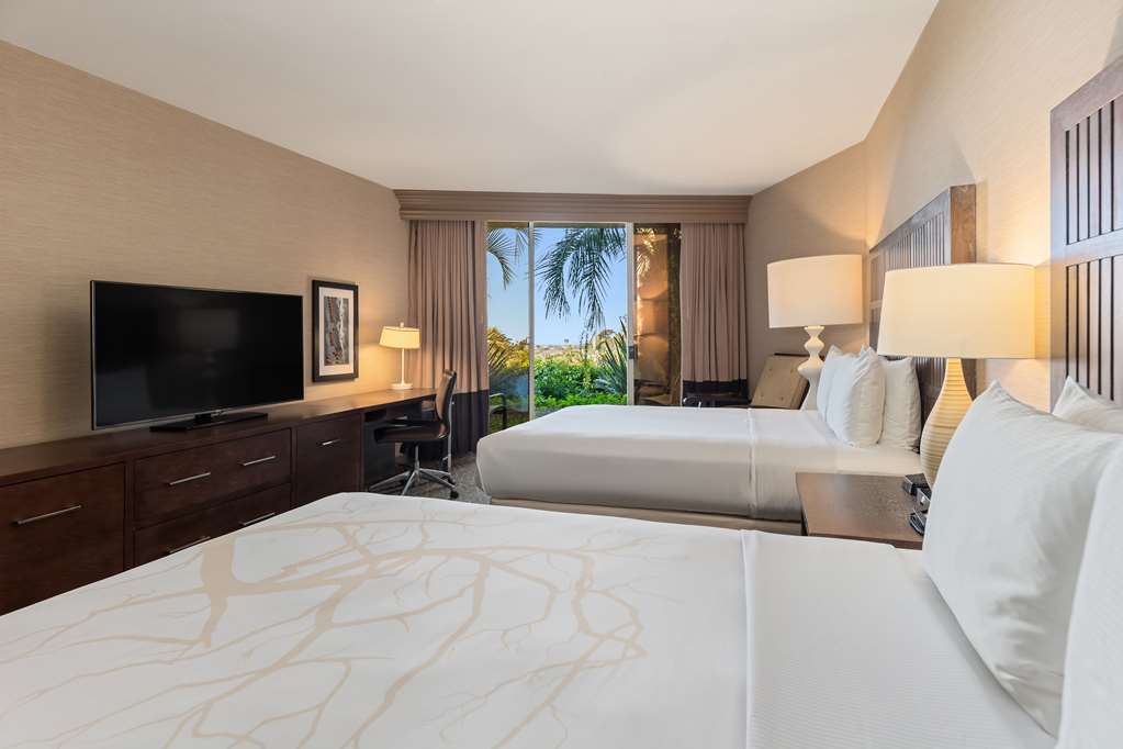 Фото Hilton La Jolla Torrey Pines
