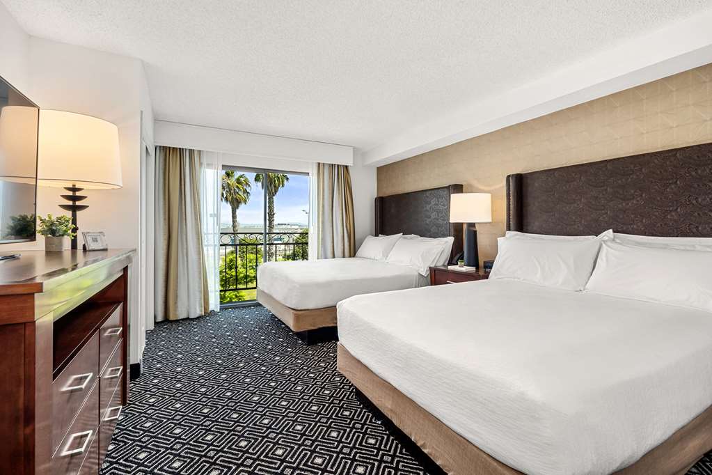 Фото Embassy Suites by Hilton Los Angeles Lax South/El Segundo