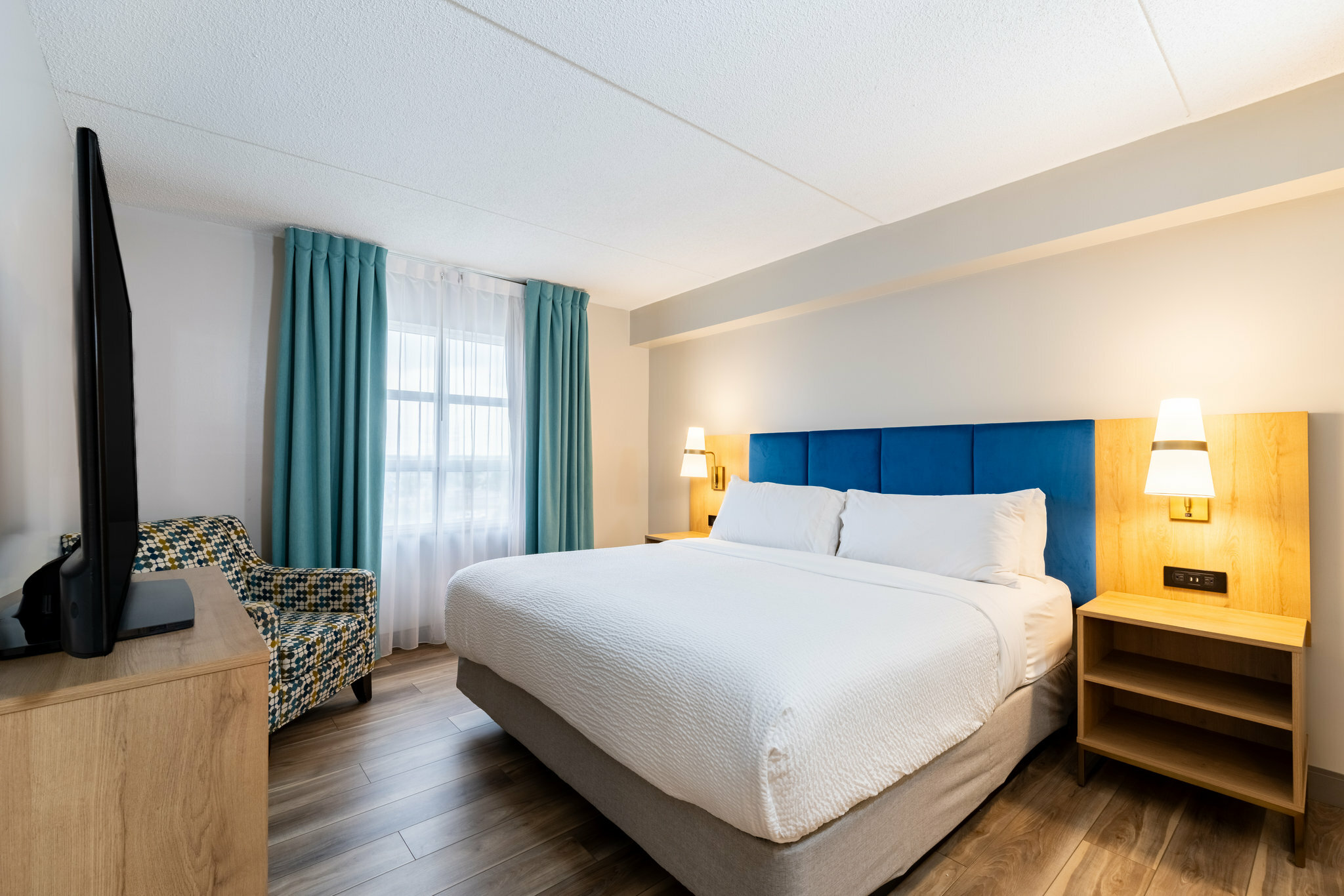 Фото Staybridge Suites London