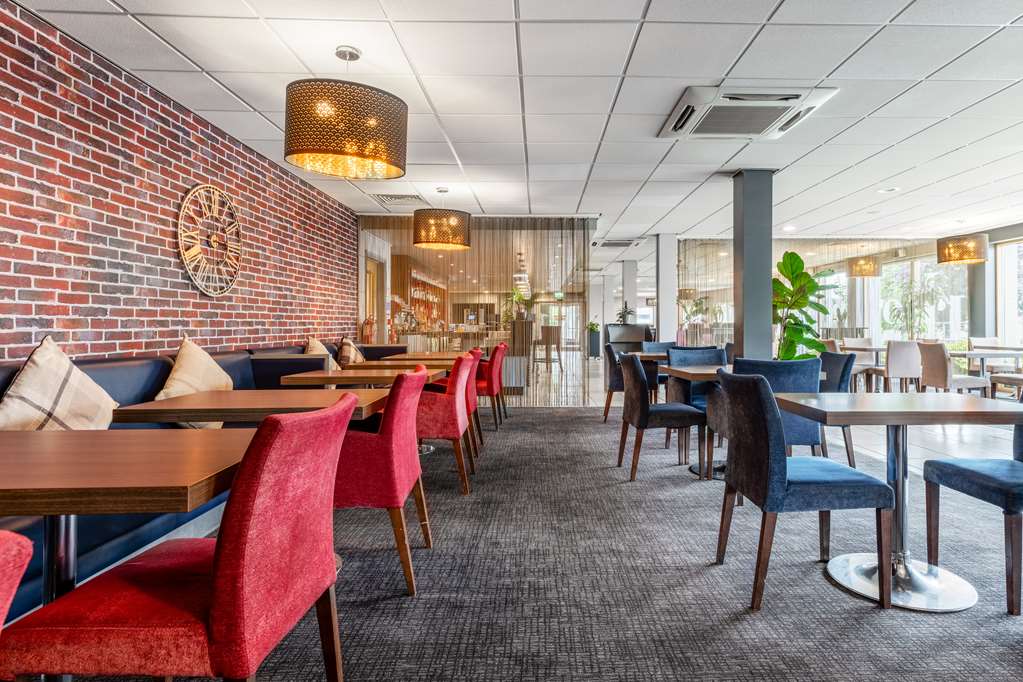 Фото Park Inn by Radisson Peterborough