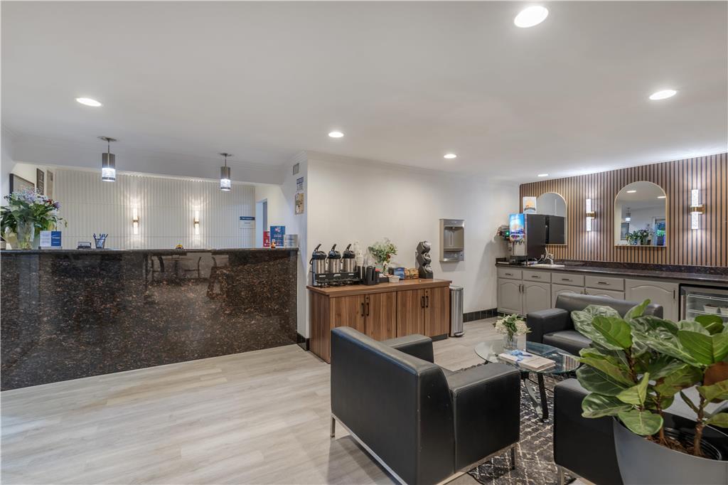 Фото Best Western Westminster Inn