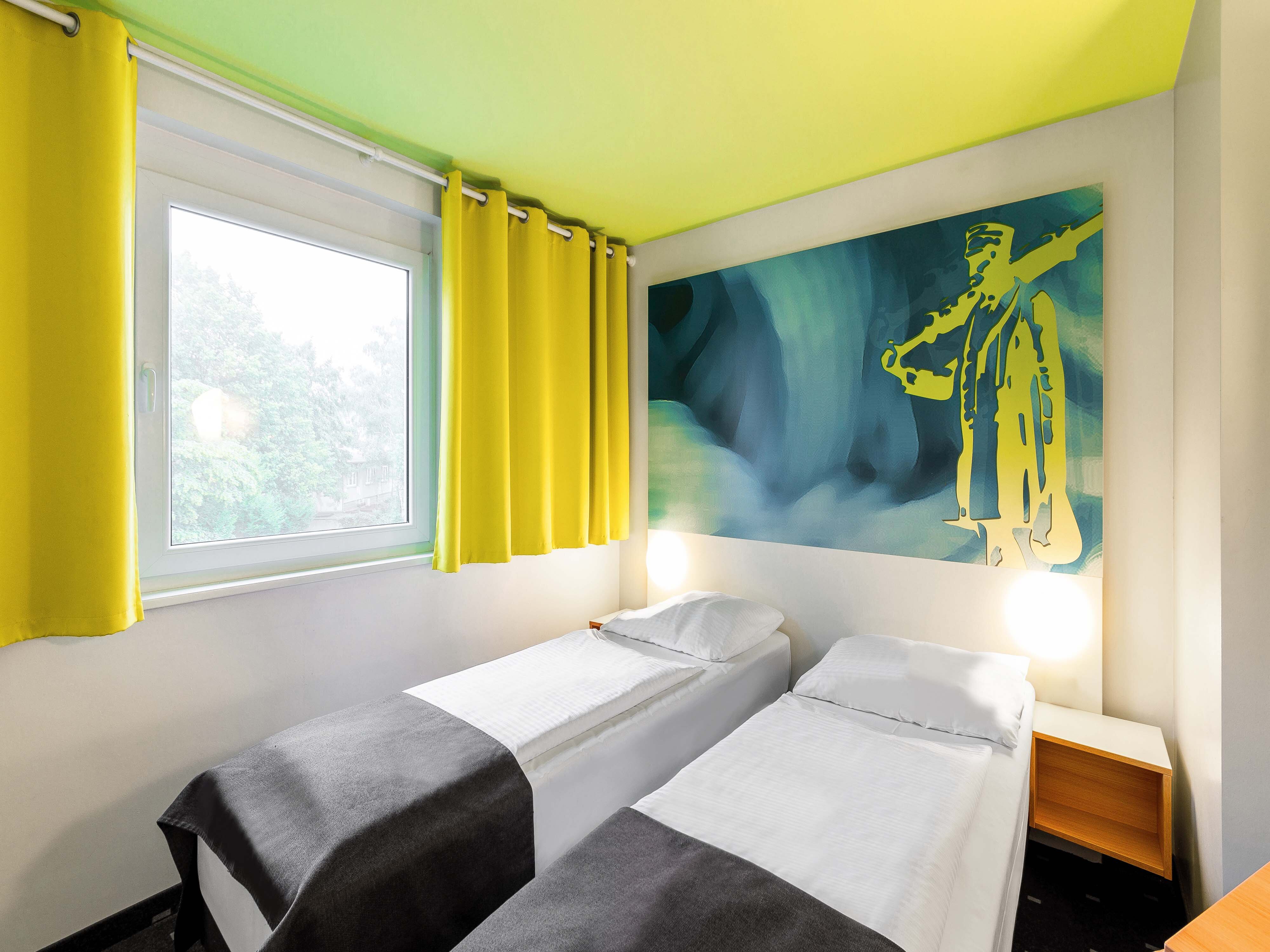 Фото B&b Hotel Krefeld
