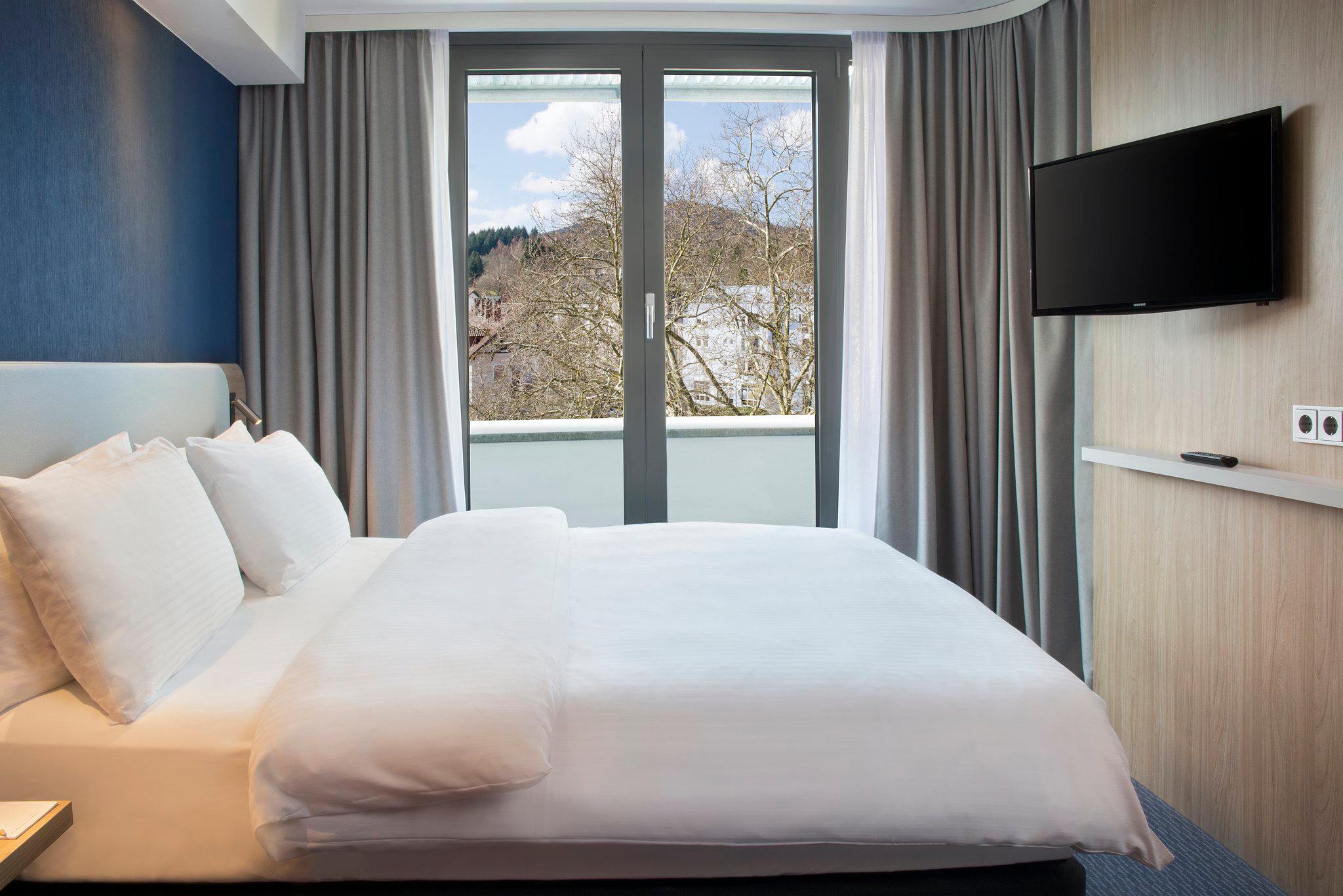Фото Holiday Inn Express Baden-Baden, an Ihg Hotel