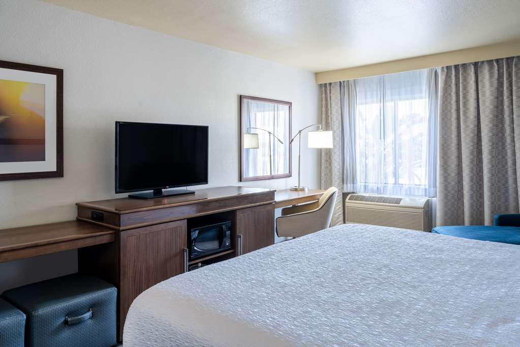 Фото Hilton Garden Inn Irvine East/Lake Forest