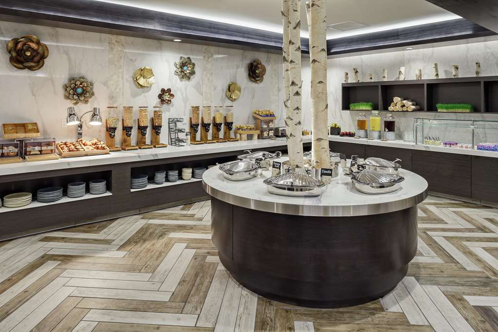 Фото DoubleTree by Hilton Hotel Denver