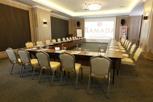 Гостиница Ramada Plaza by Wyndham Kahramanmaras в Оникишубате