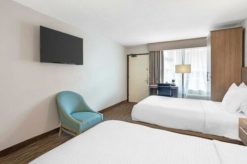 Гостиница Best Western Mill River Manor в Болдуине