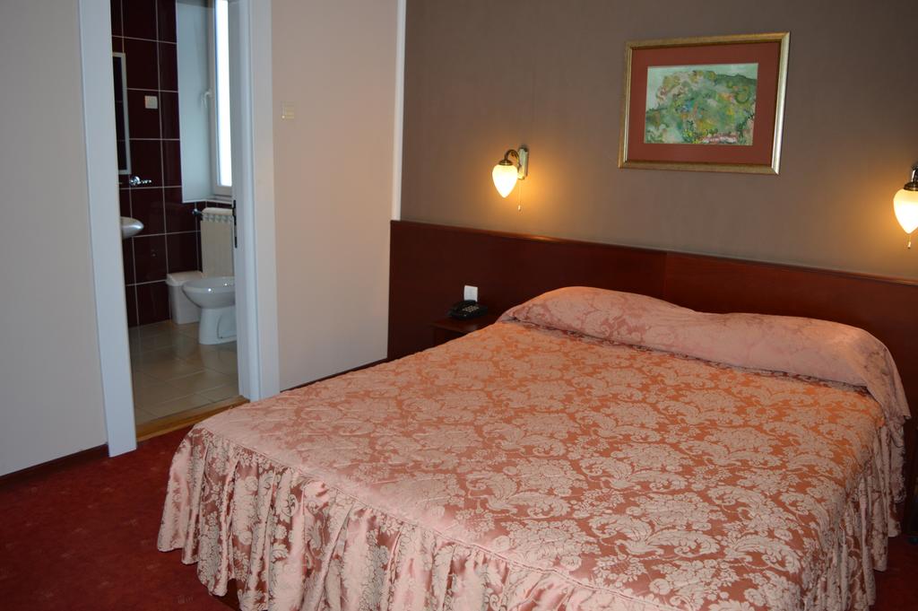 Фото Palace Hotel