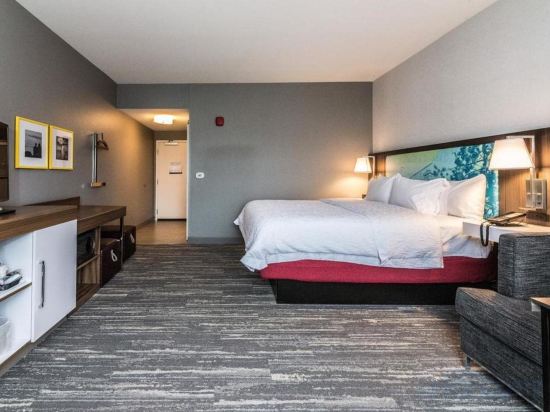 Фото Hampton Inn & Suites Allen Park