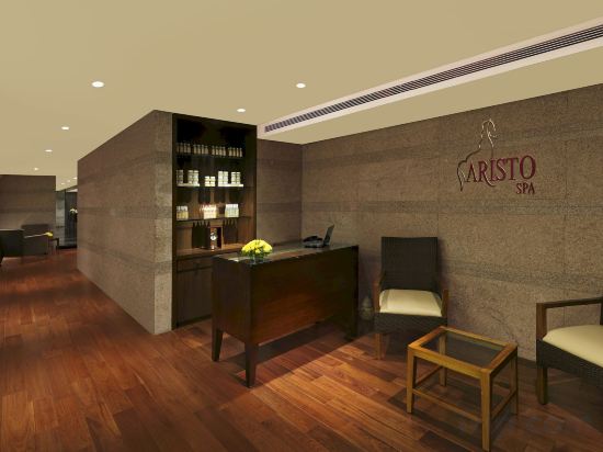 Фото DoubleTree by Hilton Hotel Pune - Chinchwad