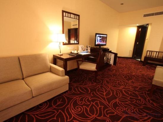 Фото Dhaka Regency Hotel & Resort