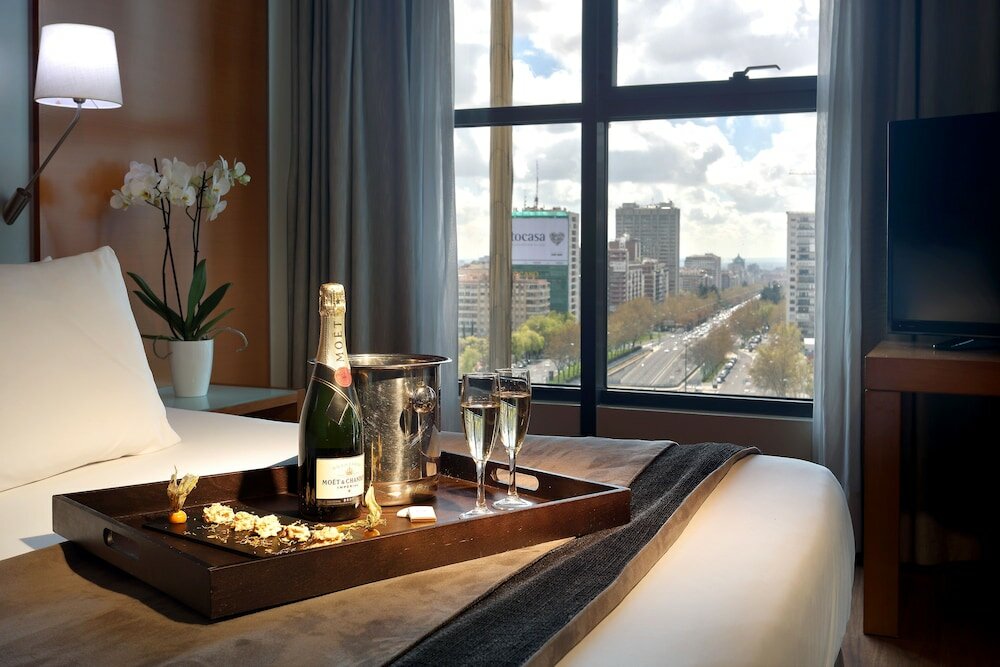 Фото Hotel Exe Plaza