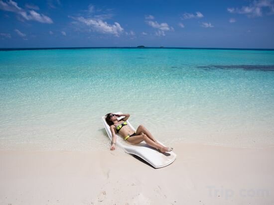 Фото Triton Beach Hotel & SPA
