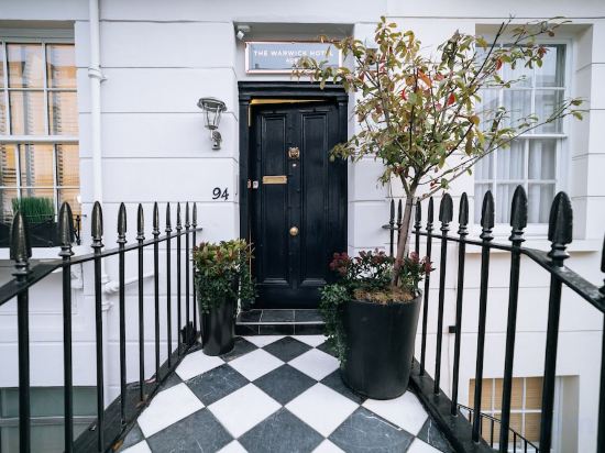Фото The Warwick by Aura Collection
