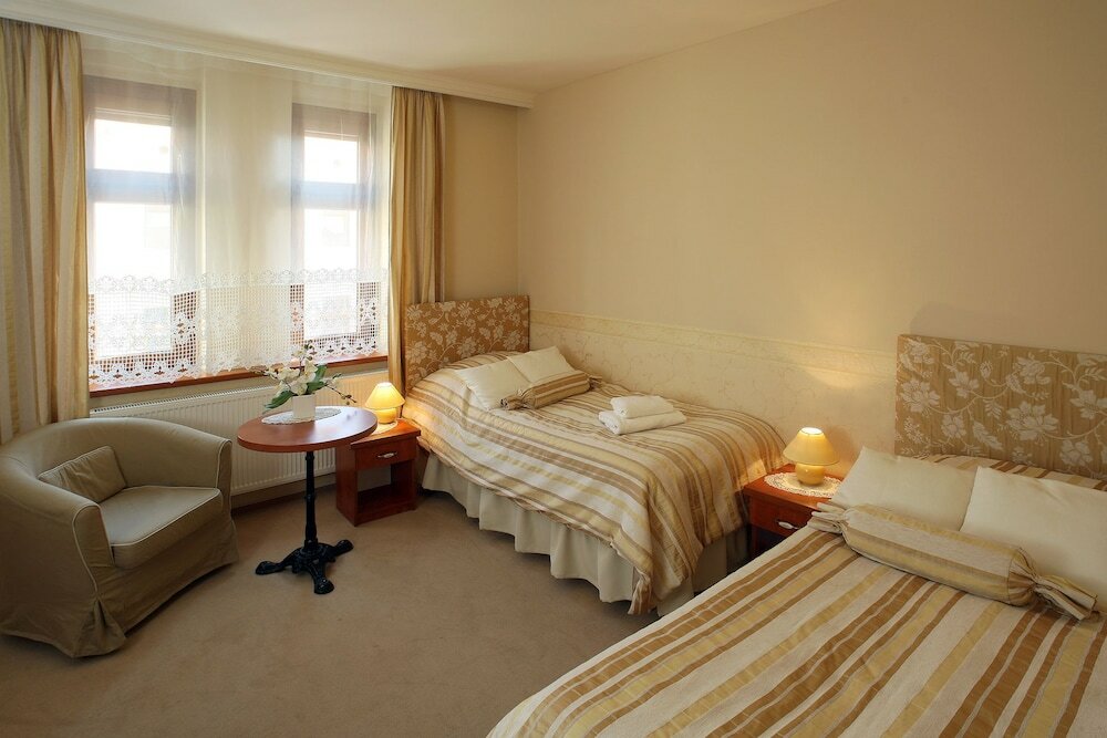 Фото Hotel Roudna