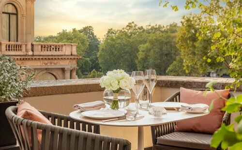 Внешний вид отеля Four Seasons Hotel London at Park Lane в Лондоне, фото 4