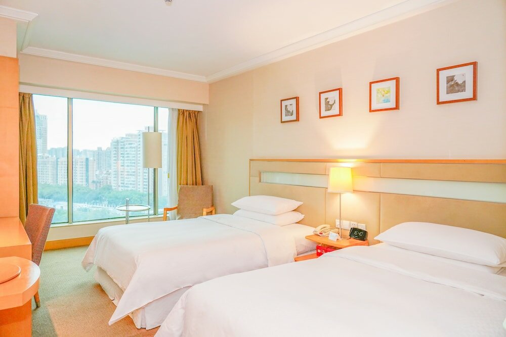 Фото Four Points by Sheraton Shenzhen
