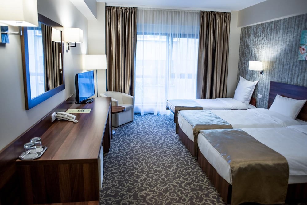 Фото Hotel Arnia