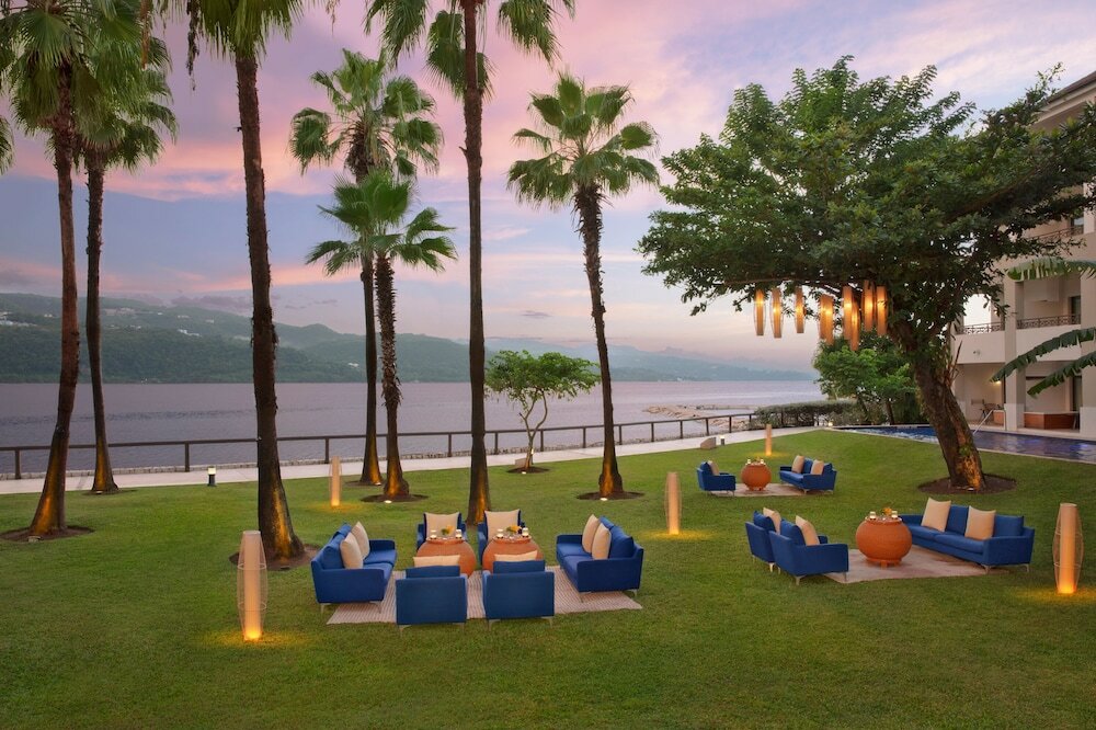 Фото Secrets Wild Orchid