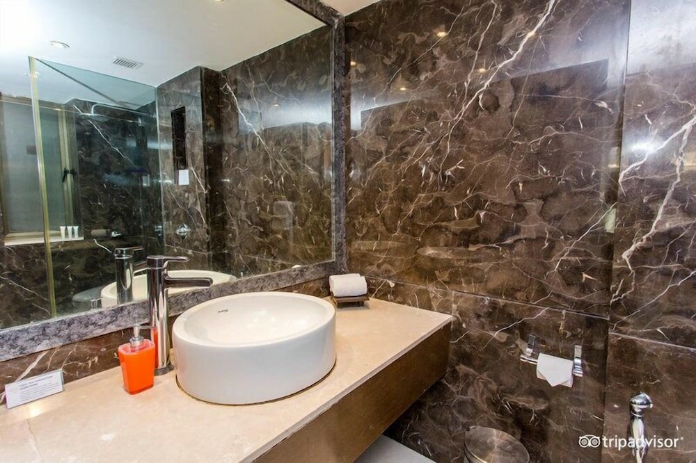 Фото Citrus Hotel Lonavala