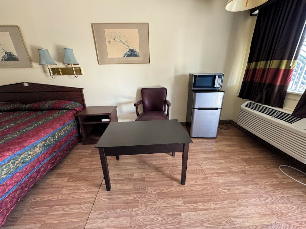 Фото Knights Inn Selma