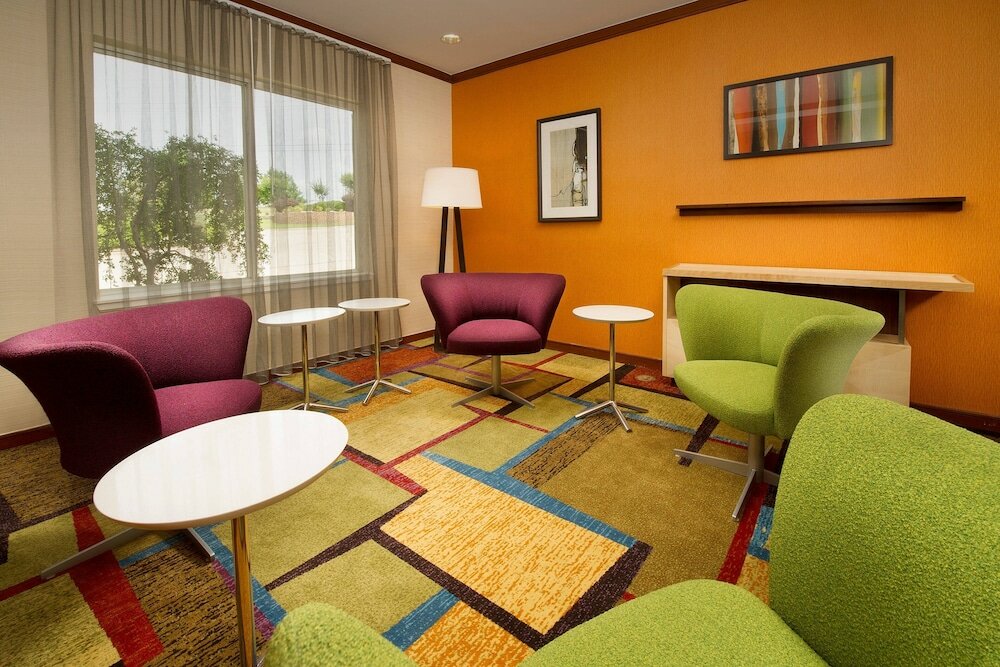 Фото Fairfield Inn & Suites by Marriott Waco North